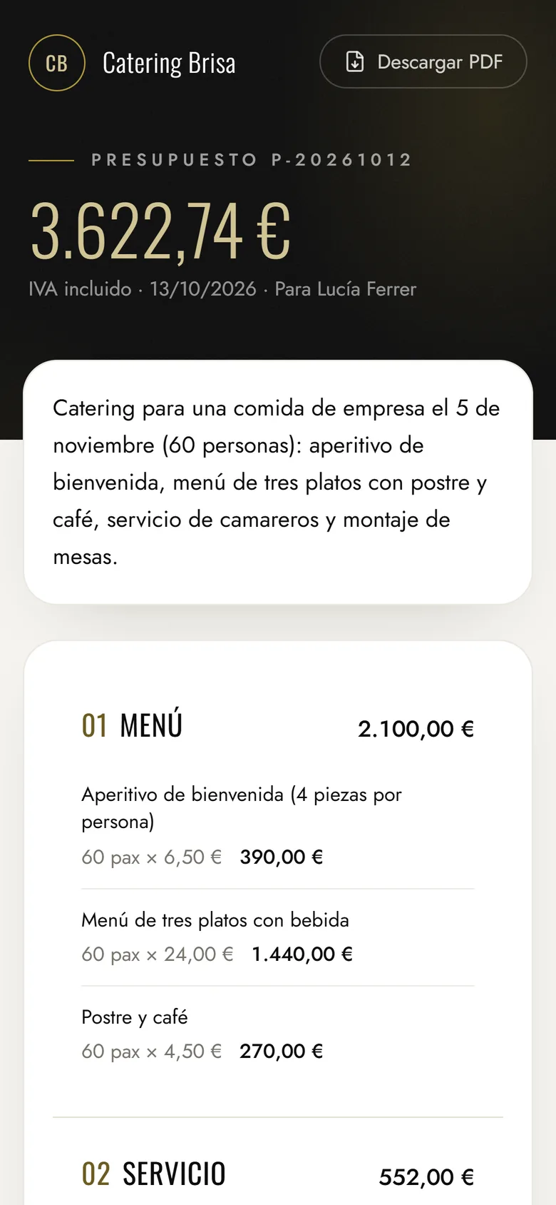 Presupuesto de un catering abierto en el móvil del cliente, con el total y el botón de descargar PDF
